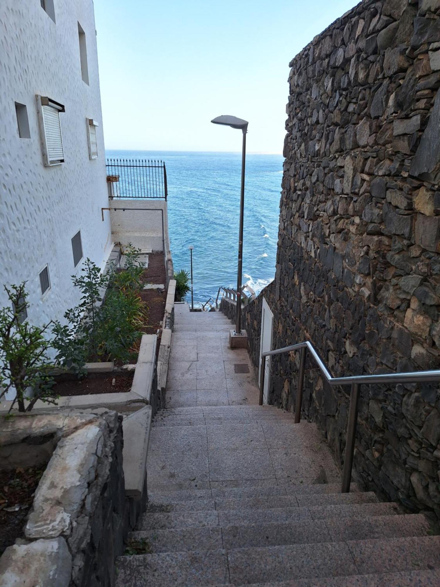 White And Quiet! Modern Apartment In San Agustin San Bartolome de Tirajana  Exterior photo
